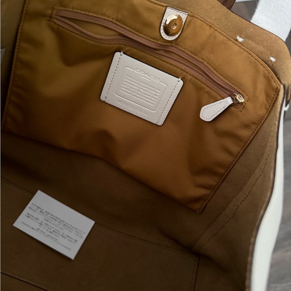 Coach Tote Shopper w/Stripped Handle - Picture 4 of 4